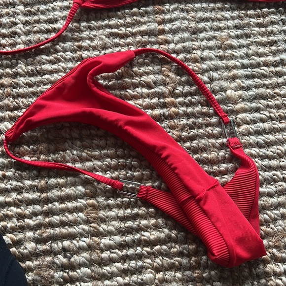 Red Thong 2 piece bikini swim suit sexy red set size Small like new - Picture 3 of 6